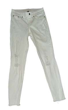HUE Women's White Distressed Raw Hem Pull-On Skinny Jeans Size M